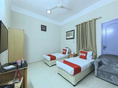 Super Oyo 108 Marsa Al Masafar Apartment - 27