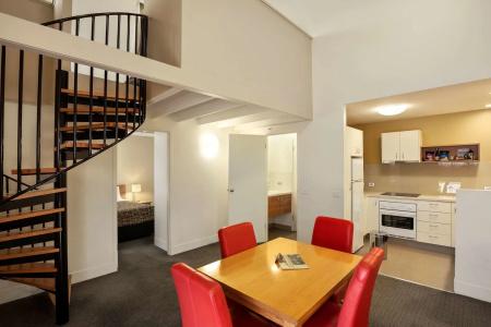The Old Woolstore Apartment - 14