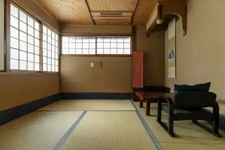 Toshiharu Ryokan - 1