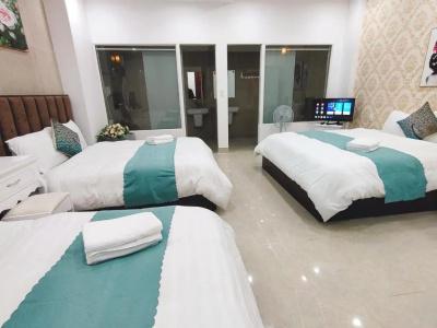 Ngan Pho Studio & - 46