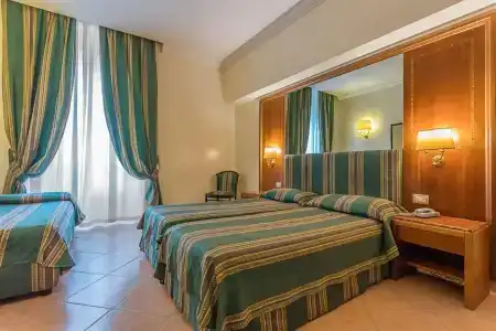 Raeli Archimede - 8