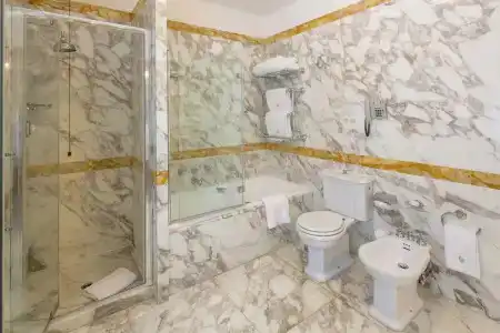 Imperiale Palace - 16