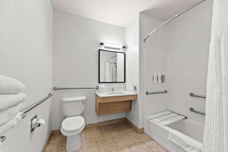 Comfort Inn Near Seaworld - Lackland Afb - 7