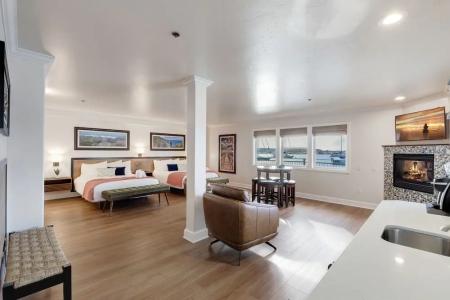 Estero Inn - 99