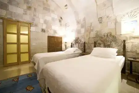 Panoramic Cave - 1