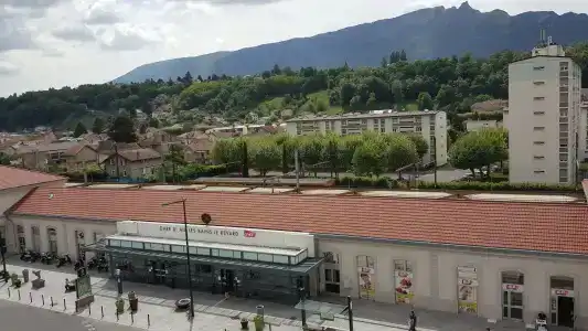 De La Gare - 12