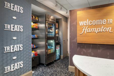 Hampton Inn Majestic Chicago Theatre District - 16