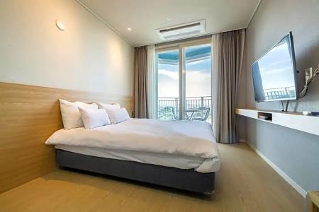Ocean Soleview - 48
