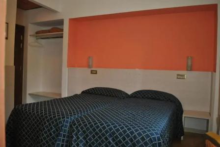 Auto Park Con Ristorante Interno e Grande Parcheggio Gratuito - 36