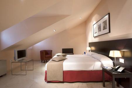 Exe Suites 33 - 2