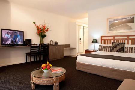 Ramada by Wyndham - 30