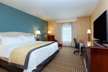 Virginia Crossings, Tapestry Collection by Hilton - 4