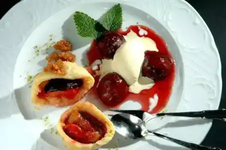 Reck's-Restaurant - 13