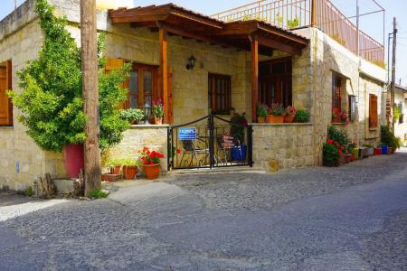 Omodos Village Houses - 9