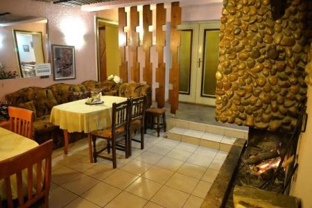 The English Guest House - 10