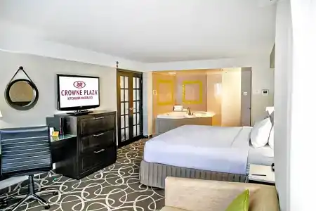 Crowne Plaza-Waterloo, An Ihg - 77