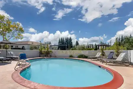 Best Western Dry Creek Inn - 15