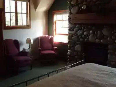 Apple Orchard Inn & Cottages - 0