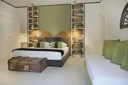 Maison D'Enrì - 99