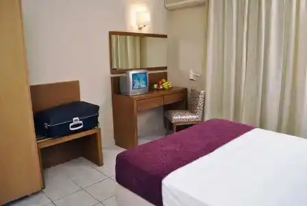 Plessas Palace - 62