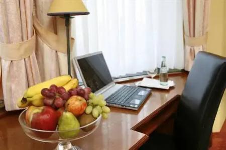 Regina -Garni Köln - 11