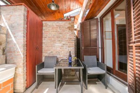 Garden Apartment - 29