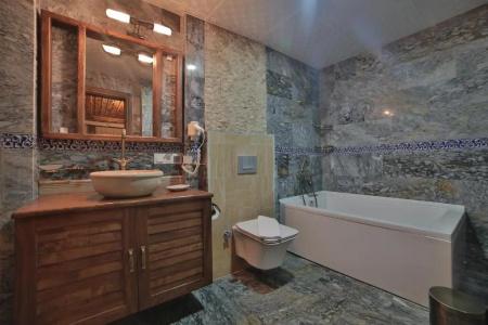 Caravanserai Inn - 157