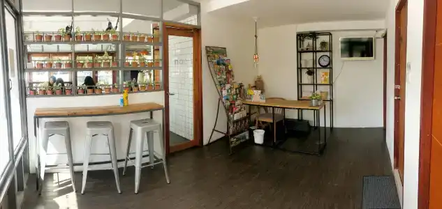 Oon Poshtel x Cafe - 9