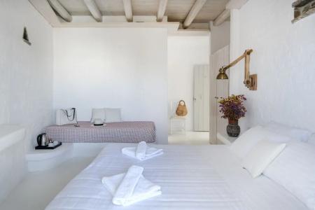 Zefi & Suites - 172