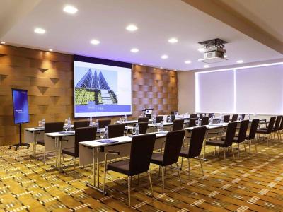 Novotel Dubai Al Barsha - 35