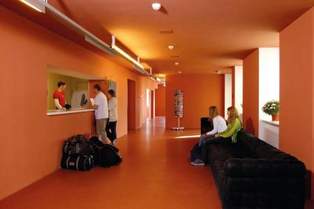 Davos Youth Hostel - 8