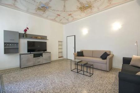 Regis Condo - 188