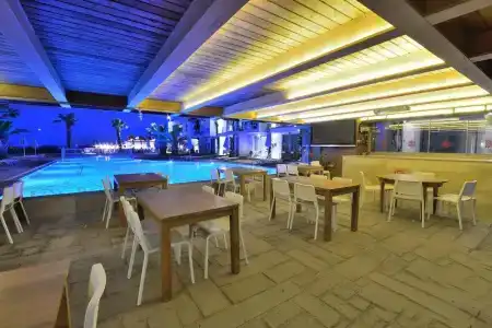 Luga Boutique & Beach - 18