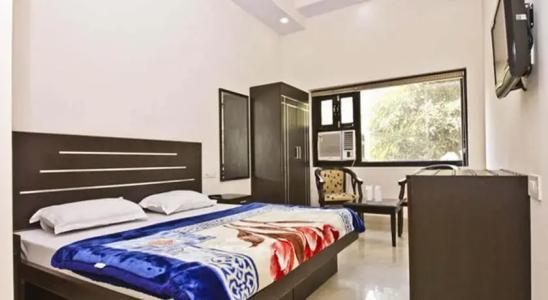 The Hospitality Home- - 8