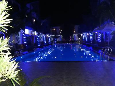 Camellia Resort & Spa - 14