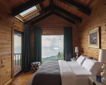 Simurg Inn - 100