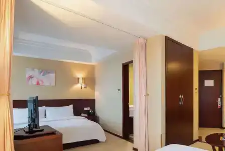 Ramada Shanghai Wujiaochang - 3