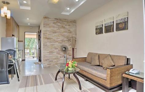 Whispering Palms Suite - 39