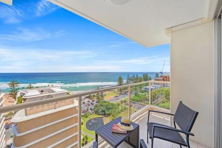 Burleigh Beach Tower - 138