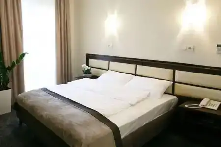 Avalon Palace - 3