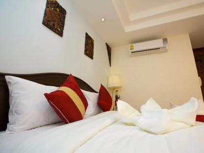 Chang Siam Inn - 4