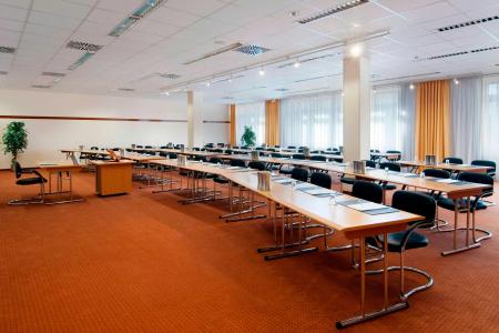 Courtyard by Marriott Dresden - 37