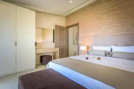 Koukounaria & Suites - 81