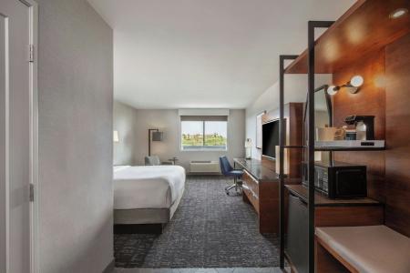 Four Points by Sheraton Los Angeles Westside - 74
