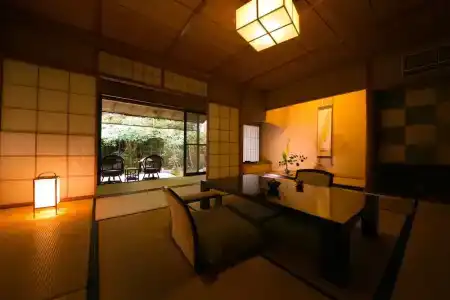 Yakakutei - 82