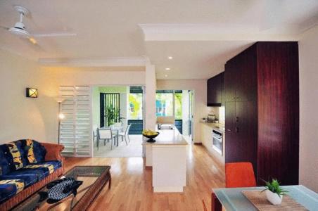 Verandahs Boutique - 68
