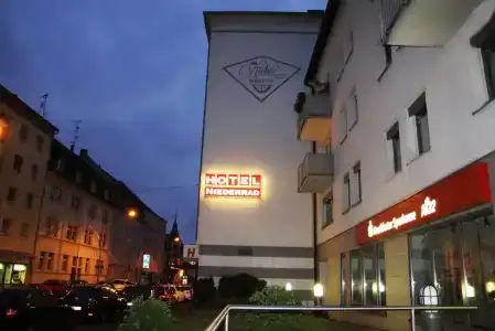 Niederrad - 24