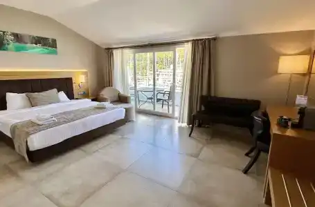 Marina Boutique - 53