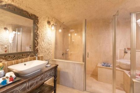 Elysion Cave Suites - 10