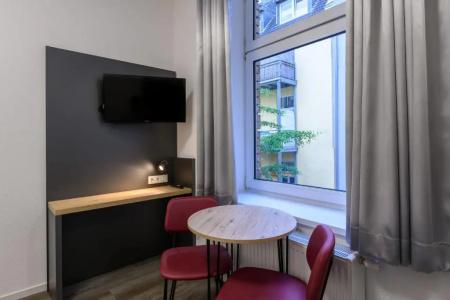Smarty Cologne City Center - Kontaktloser Self Check-In - 100